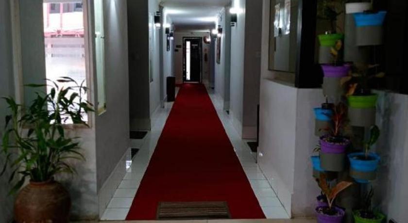 โอโย 1597 โฮเต็ล เค77 Hotel ดูไม ภายนอก รูปภาพ