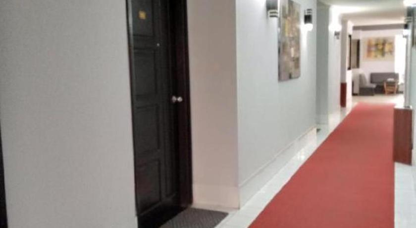 โอโย 1597 โฮเต็ล เค77 Hotel ดูไม ภายนอก รูปภาพ